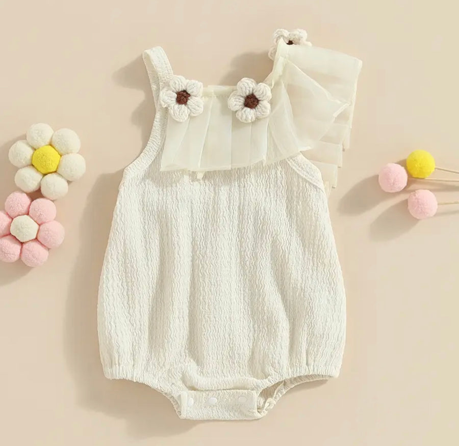 Romi | White Romper with Daisy appliques
