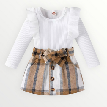 Felicia | White top + plaid skirt